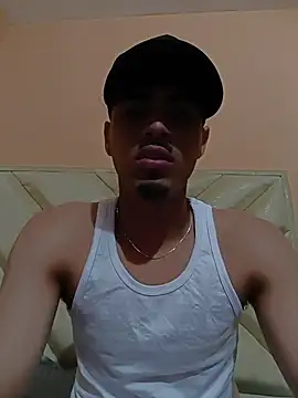 Snapshot of LucaColmal chatting on 3, 4, 2026 LucaColmal online show from 3, 4, 2026