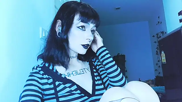 H3xD0ll online show from 4, 4, 2026