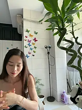 Snapshot of yuanpu0925 chatting on 24, 4, 2026 yuanpu0925 online show from 24, 4, 2026
