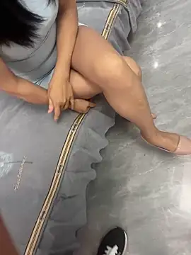 yingzi003 online show from 11, 5, 2026