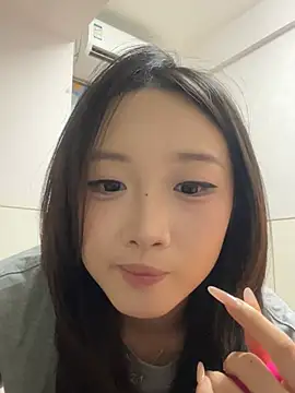 Alice-babyone online show from 27, 4, 2026