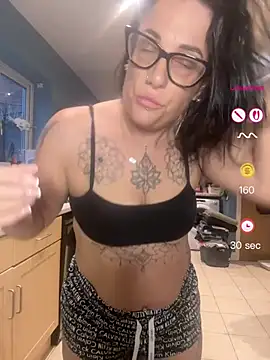 Snapshot of IvyBelleMilf chatting on 28, 5, 2026 IvyBelleMilf online show from 28, 5, 2026