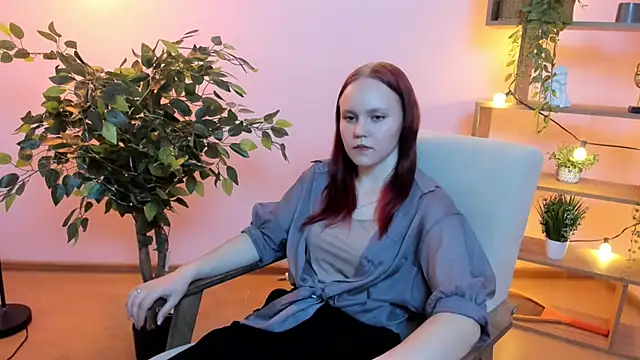 Snapshot of CharlaFenbert chatting on 30, 3, 2026 CharlaFenbert online show from 30, 3, 2026