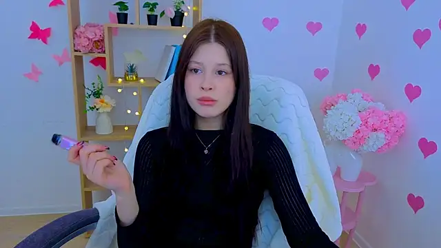 Snapshot of EvaOnyx chatting on 7, 4, 2026 EvaOnyx online show from 7, 4, 2026