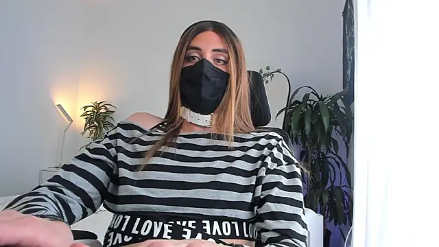 LilyReina online show from 21, 4, 2026