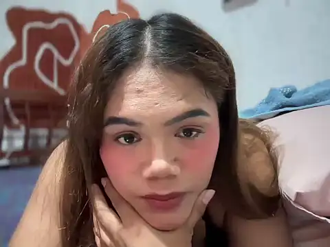 yourhotwild bella online show from 18, 4, 2026