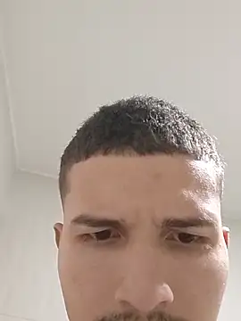 Snapshot of camiloangel119 chatting on 30, 3, 2026 camiloangel119 online show from 30, 3, 2026