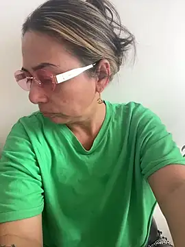  violeta 99 online show from 1, 4, 2026