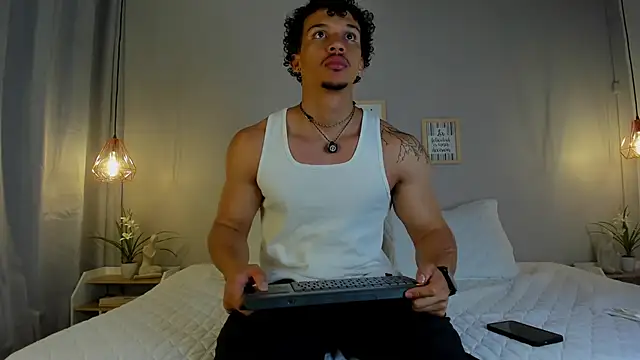 Snapshot of dominik_drake chatting on 2, 6, 2026 dominik drake online show from 2, 6, 2026