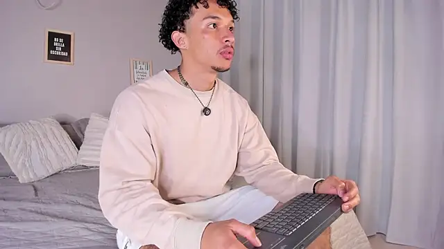 dominik drake online show from 7, 4, 2026