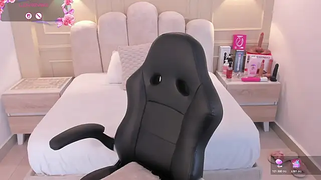 MILLYEVANS1 online show from 14, 7, 2026