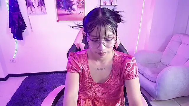 Kittytokio online show from 5, 5, 2026