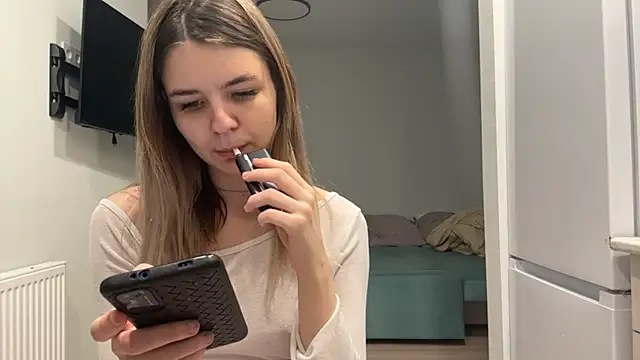 Snapshot of Peachy_keens chatting on 23, 4, 2026 Peachy keens online show from 23, 4, 2026