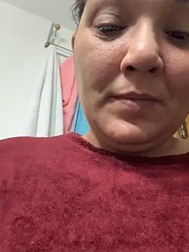 Snapshot of Tugatita1990 chatting on 2, 4, 2026 Tugatita1990 online show from 2, 4, 2026