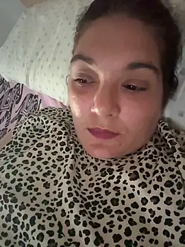Snapshot of Tugatita1990 chatting on 29, 5, 2026 Tugatita1990 online show from 29, 5, 2026