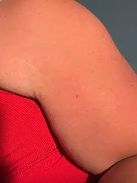 hugemanbreasts online show from 5, 6, 2026