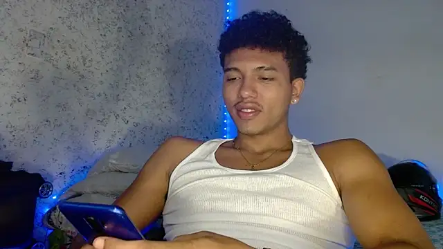 tonydesire  online show from 17, 4, 2026