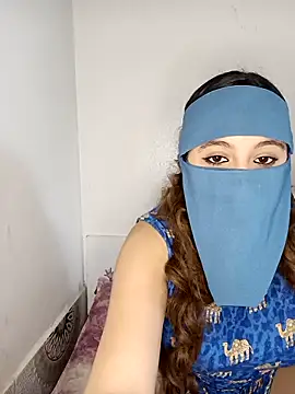 Sophie Squirt Arabe online show from 2, 4, 2026