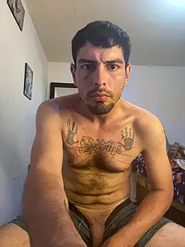 Snapshot of Lherzamxx chatting on 4, 4, 2026 Lherzamxx online show from 4, 4, 2026