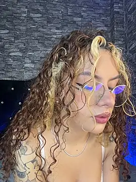 Amber-fire online show from 22, 4, 2026