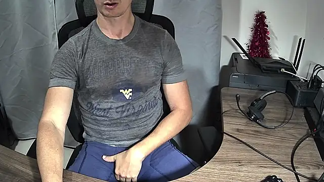 joven322 online show from 8, 4, 2026