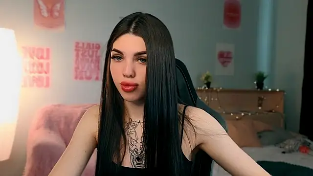 Snapshot of molly_rettyy chatting on 15, 5, 2026 molly rettyy online show from 15, 5, 2026