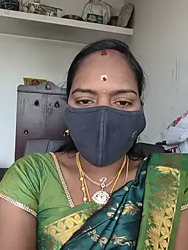 Snapshot of Tamil_Sangeetha chatting on 4, 6, 2026 Tamil Sangeetha online show from 4, 6, 2026