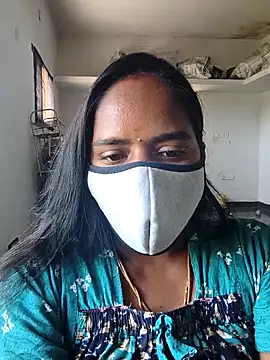 Snapshot of Tamil_Sangeetha chatting on 2, 4, 2026 Tamil Sangeetha online show from 2, 4, 2026