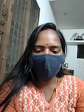 Snapshot of Tamil_Sangeetha chatting on 3, 4, 2026 Tamil Sangeetha online show from 3, 4, 2026