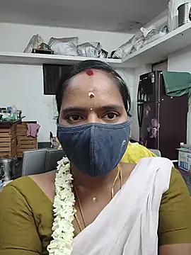 Snapshot of Tamil_Sangeetha chatting on 15, 7, 2026 Tamil Sangeetha online show from 15, 7, 2026