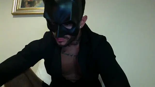 Snapshot of Siriuslunaris chatting on 10, 4, 2026 Siriuslunaris online show from 10, 4, 2026