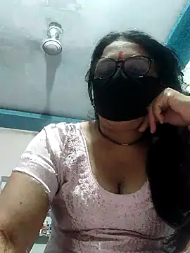 Snapshot of purvi46 chatting on 7, 4, 2026 purvi46 online show from 7, 4, 2026