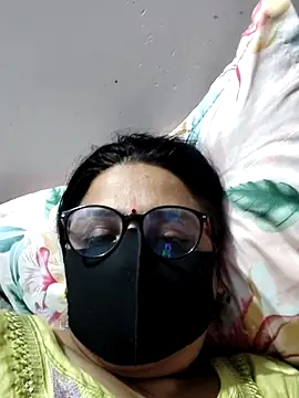 Snapshot of purvi46 chatting on 4, 5, 2026 purvi46 online show from 4, 5, 2026