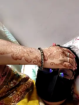 Snapshot of purvi46 chatting on 18, 4, 2026 purvi46 online show from 18, 4, 2026