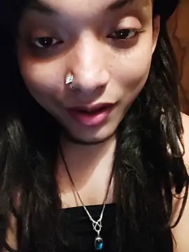 Snapshot of SweetTsAngel chatting on 22, 4, 2026 SweetTsAngel online show from 22, 4, 2026