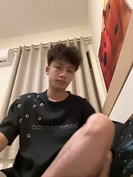 sexyboy-3525 online show from 31, 3, 2026