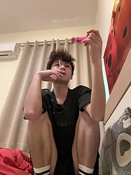 sexyboy-3525 online show from 7, 5, 2026