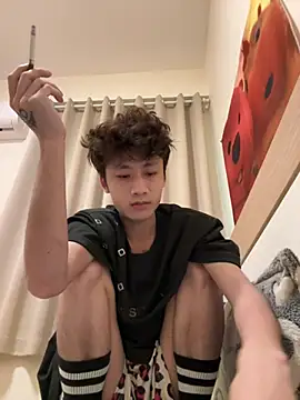 sexyboy-3525 online show from 10, 5, 2026