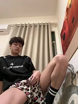 Snapshot of sexyboy-3525 chatting on 24, 6, 2026 sexyboy-3525 online show from 24, 6, 2026