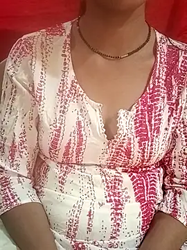 riyaa sexyy online show from 4, 6, 2026