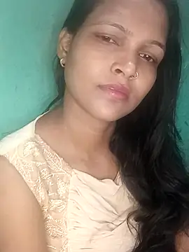 riyaa sexyy online show from 18, 4, 2026