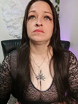 Snapshot of Isa_bluee chatting on 19, 7, 2026 Isa bluee online show from 19, 7, 2026