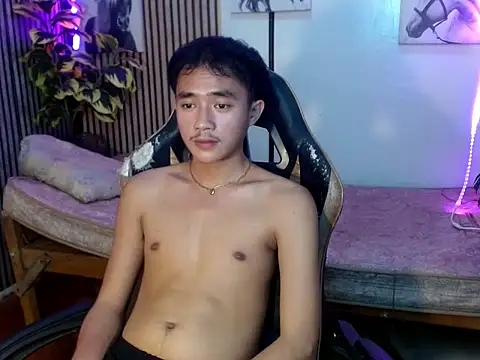 Snapshot of _Creamy_cock chatting on 22, 4, 2026 Creamy cock online show from 22, 4, 2026