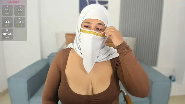 Thalia hala online show from 23, 6, 2026