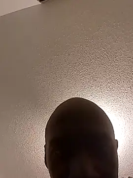 Snapshot of Bulgemaster001 chatting on 29, 3, 2026 Bulgemaster001 online show from 29, 3, 2026