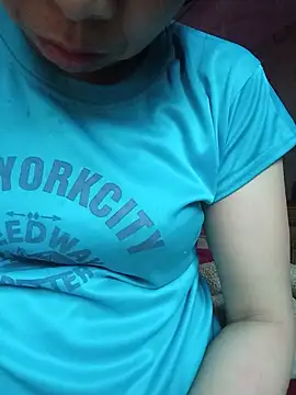 Snapshot of Vily-lonely chatting on 4, 7, 2026 Vily-lonely online show from 4, 7, 2026