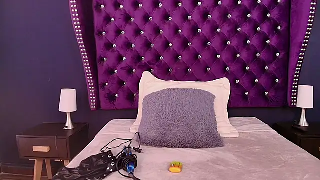 MistressNyx  online show from 2, 4, 2026