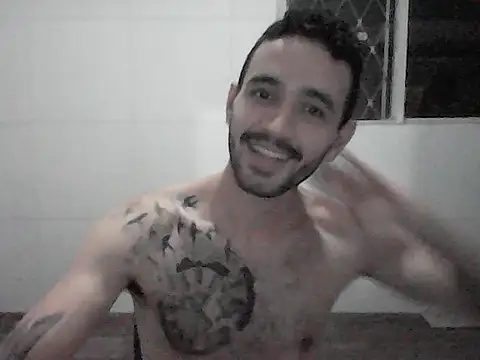 Snapshot of NoxxVx chatting on 9, 4, 2026 NoxxVx online show from 9, 4, 2026