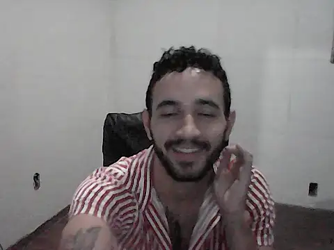 Snapshot of NoxxVx chatting on 5, 5, 2026 NoxxVx online show from 5, 5, 2026