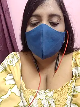 Snapshot of Tami-sonia chatting on 12, 4, 2026 Tami-sonia online show from 12, 4, 2026